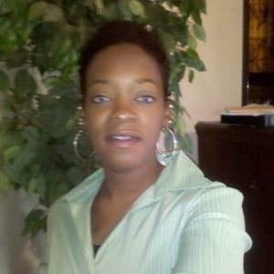 Meet your Posher, Esha